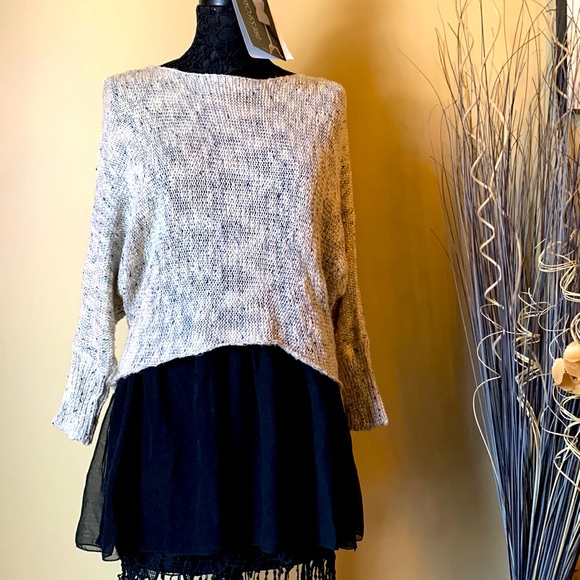 Areve layered 2 piece S/M - Picture 1 of 2